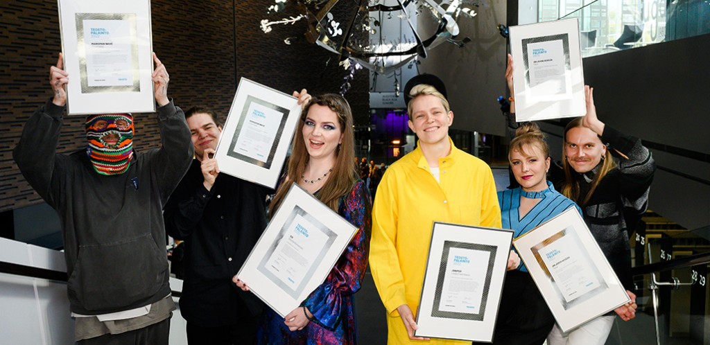 Teosto-palkinnon voittajat 2022: Eevil Stöö, Cecilia Damström, Linda Fredriksson ja Yona