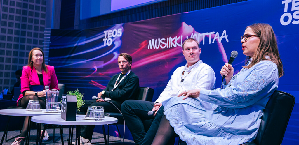 Musiikkioikeudet sijoittajan tutkassa -paneeli Music x Mediassa 1.10.2026. Vappu Aura, Perttu Ilmarinen, Tommi Tuomainen ja Helmi Yli-Äyhö.